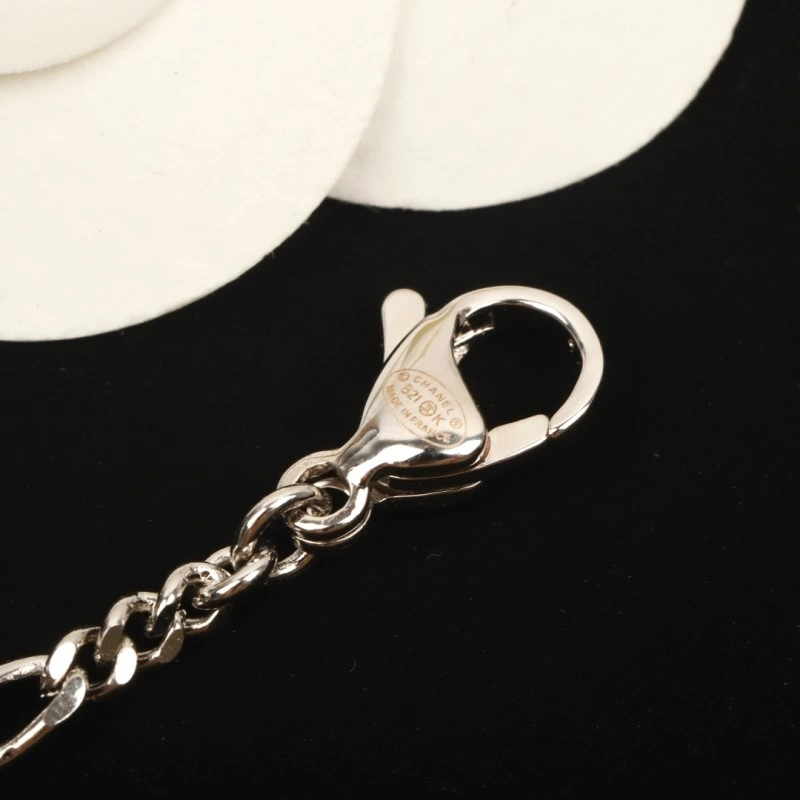 Affordable Chanel Bracelets 220410