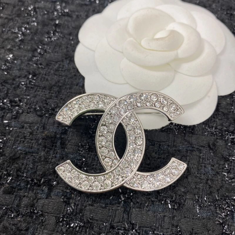 Chanel Brooches Chic 231402