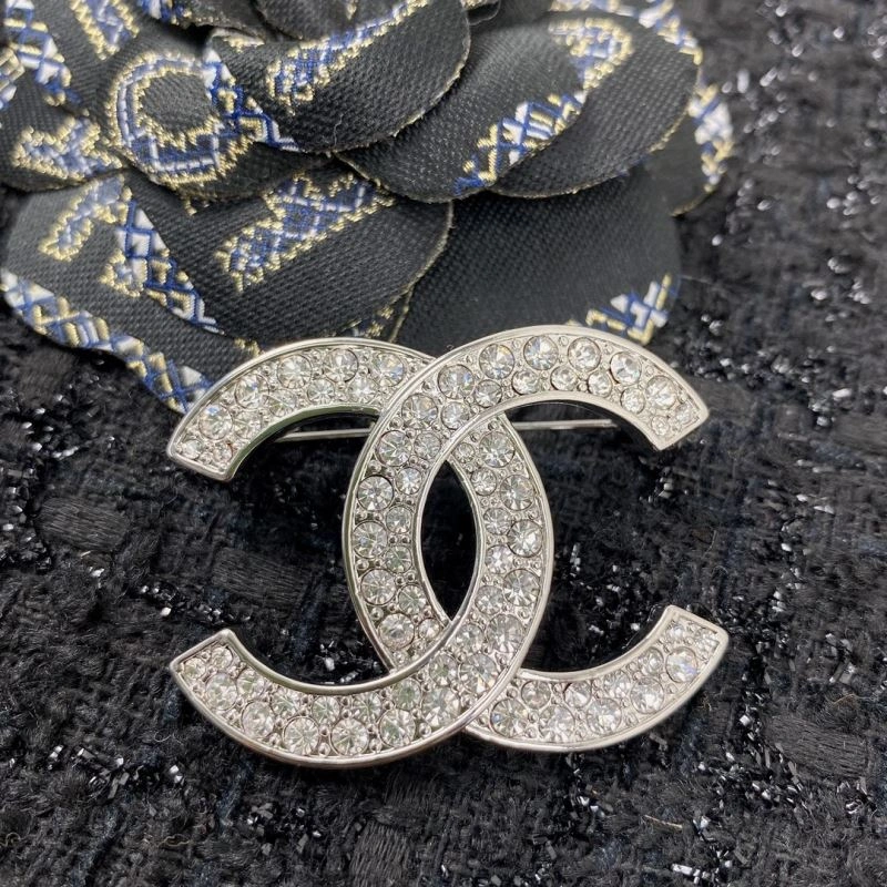Chanel Brooches Chic 231402