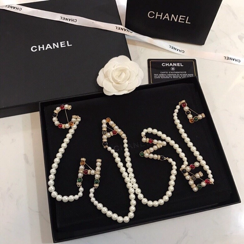 Chanel Brooches Popular 231388