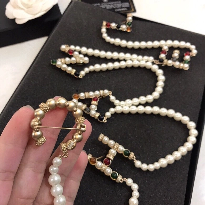 Chanel Brooches Popular 231388