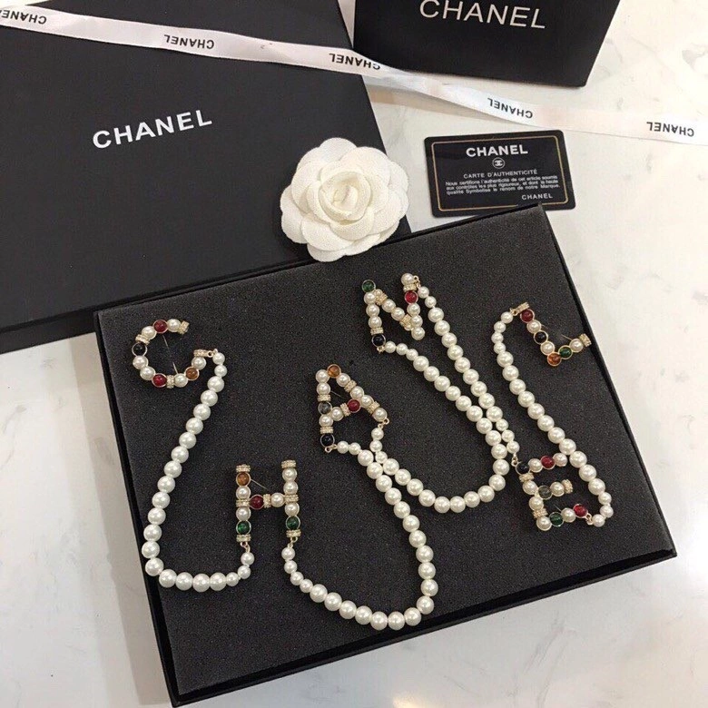 Chanel Brooches Popular 231388