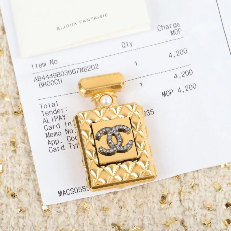 Original Chanel Brooches 231422