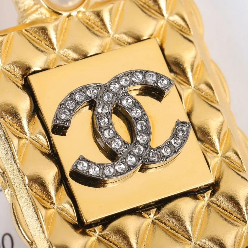 Original Chanel Brooches 231422