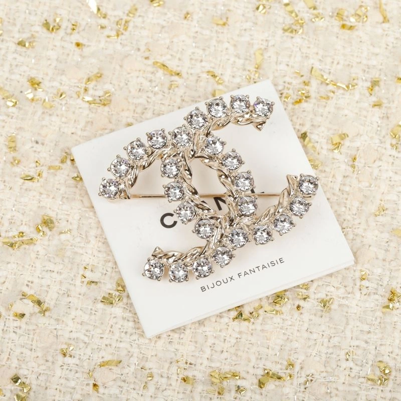 Attractive Chanel Brooches 231372