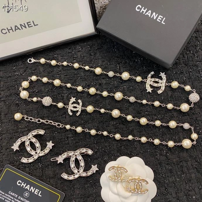 Chanel Brooches WrinkleFree 231369