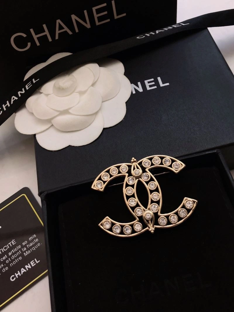 Chanel Brooches Cozy 231367