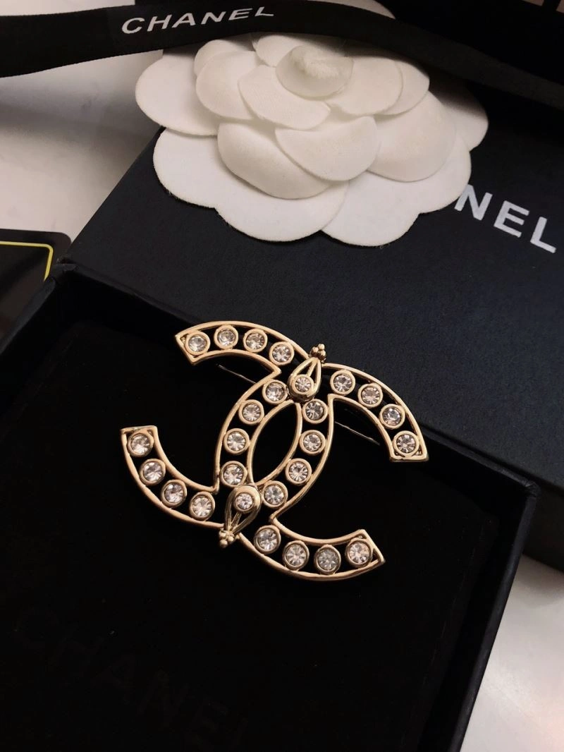 Chanel Brooches Cozy 231367