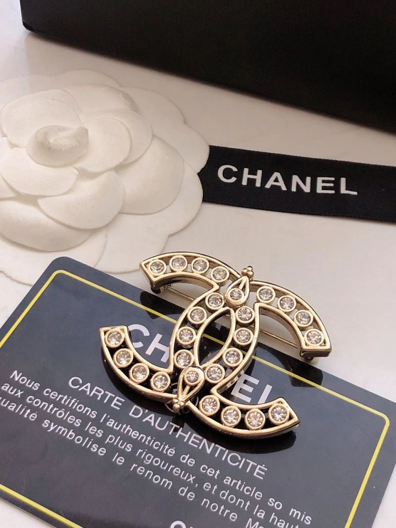 Chanel Brooches Cozy 231367