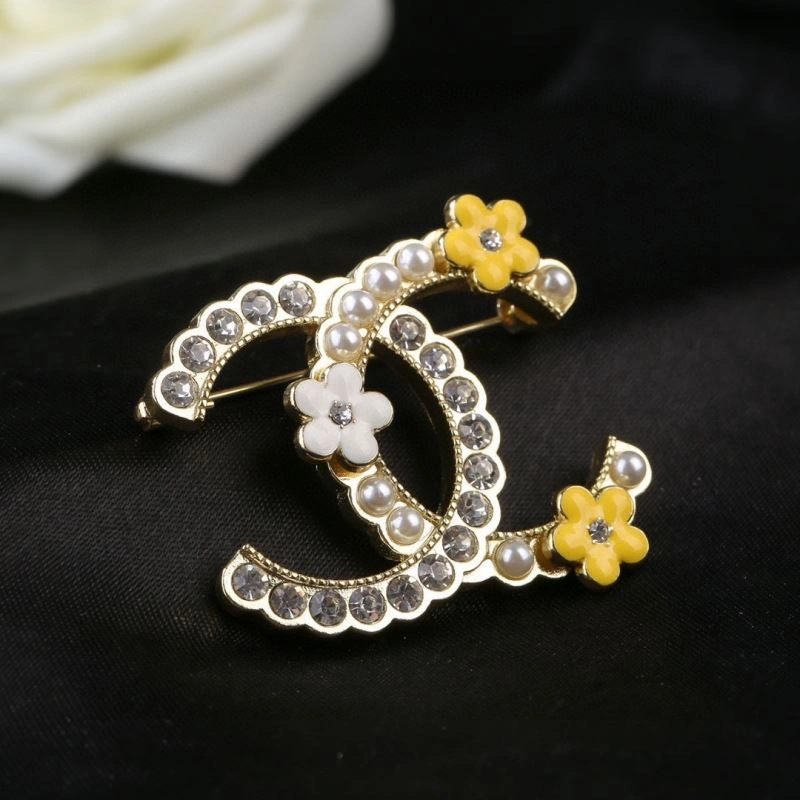 Chanel Brooches Modern 231364