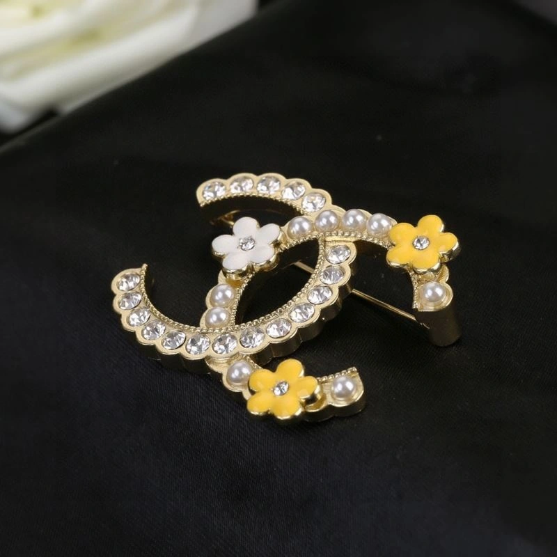 Chanel Brooches Modern 231364