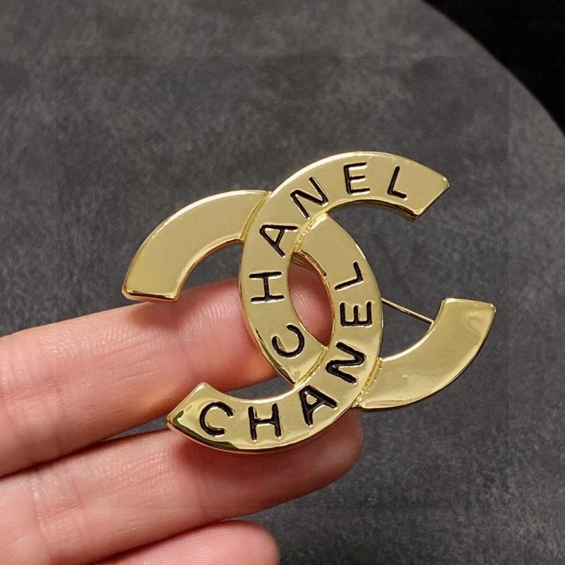 Chanel Brooches Functional 231356