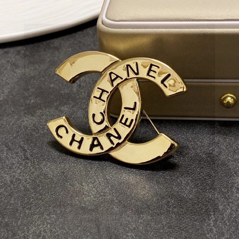 Chanel Brooches Functional 231356