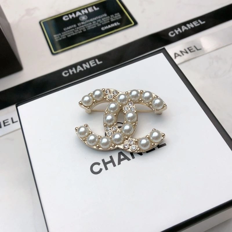 WeatherProof Chanel Brooches 231429
