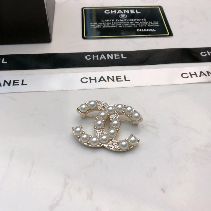 WeatherProof Chanel Brooches 231429