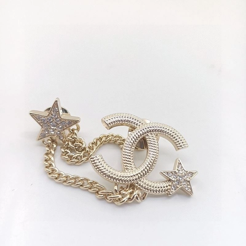 Flexible Chanel Brooches 231376