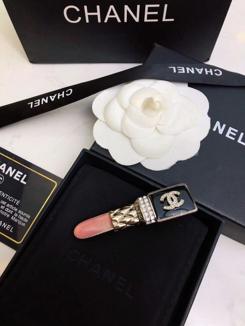 Casual Chanel Brooches 231349