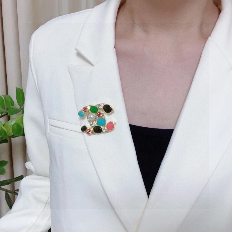Chanel Brooches Neat 231386