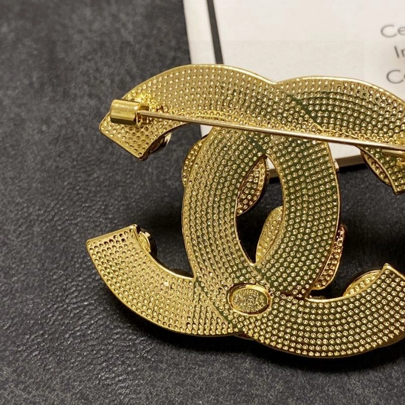 Chanel Brooches Neat 231386