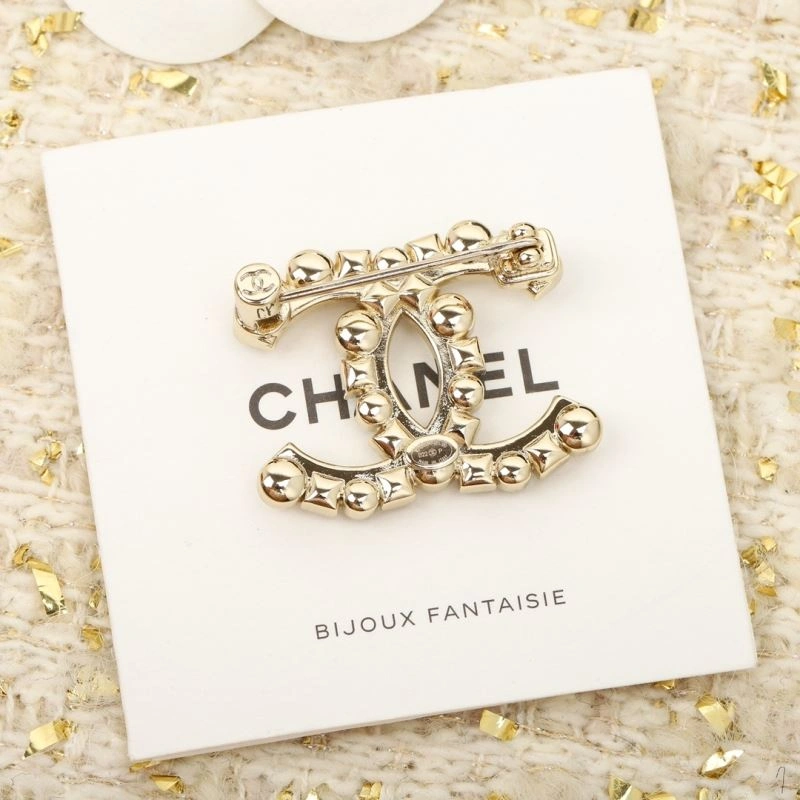 Chanel Brooches Resilient 231439