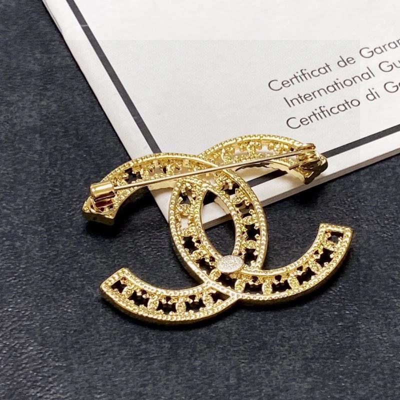 FastDry Chanel Brooches 231363