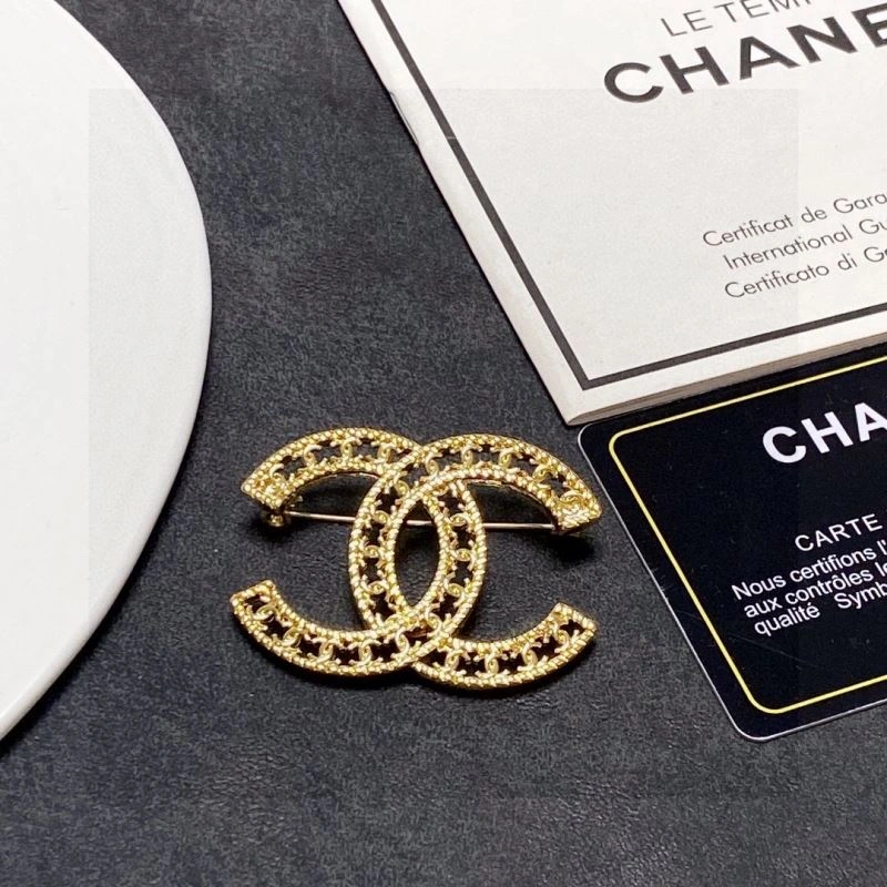FastDry Chanel Brooches 231363