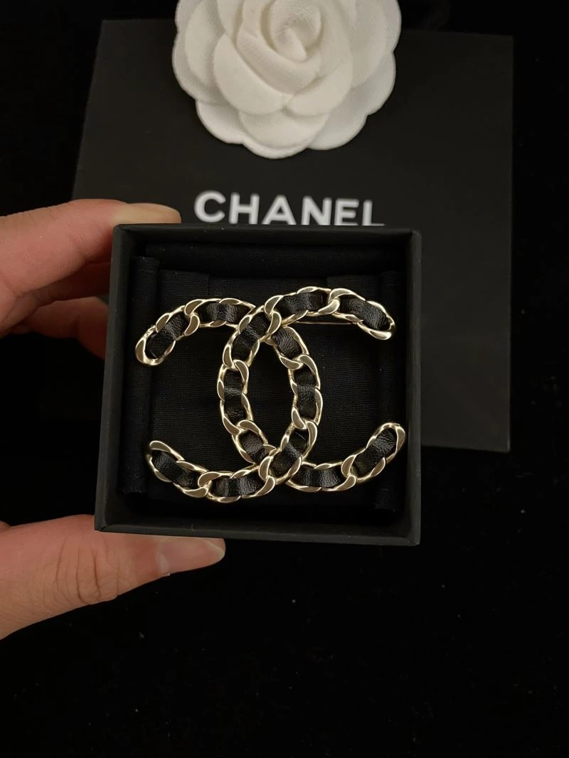 Chanel Brooches Unique 231338