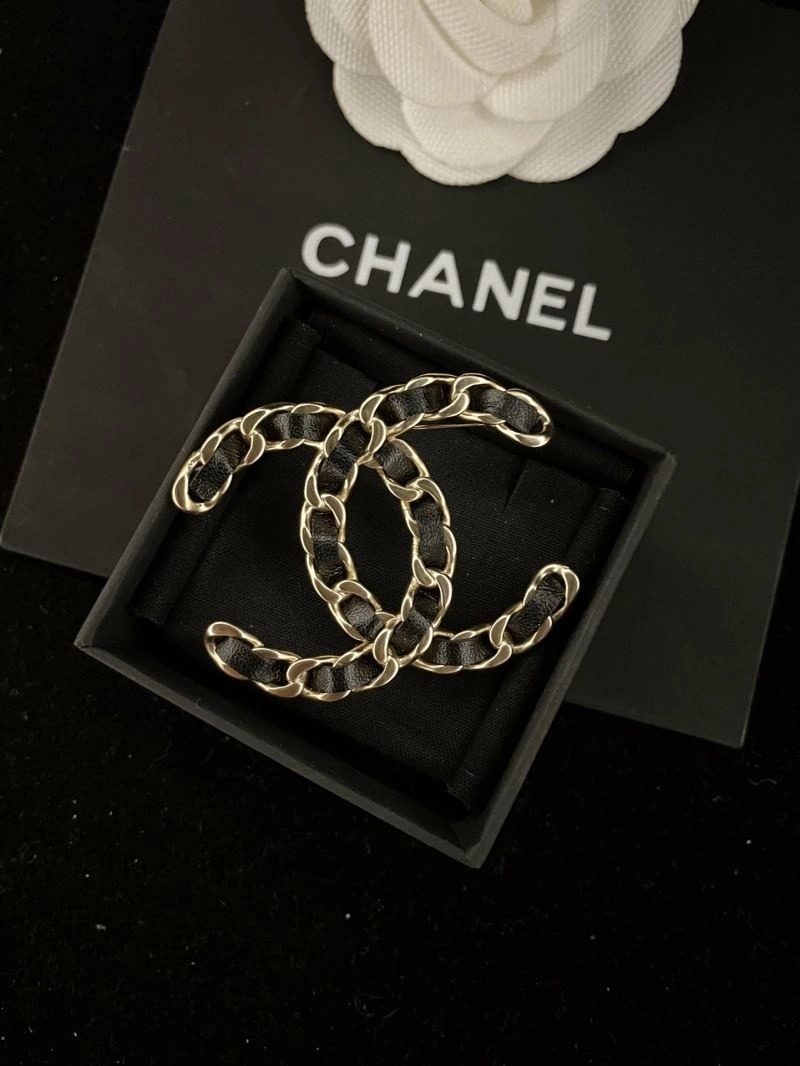 Chanel Brooches Unique 231338