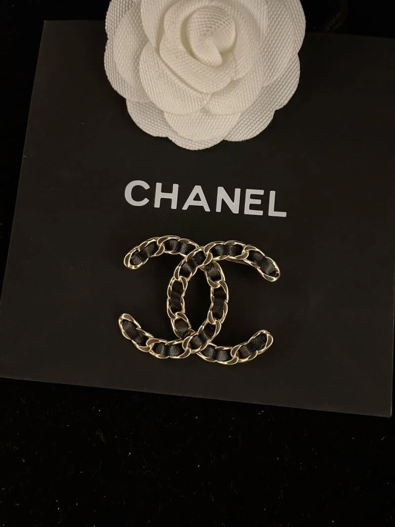Chanel Brooches Unique 231338