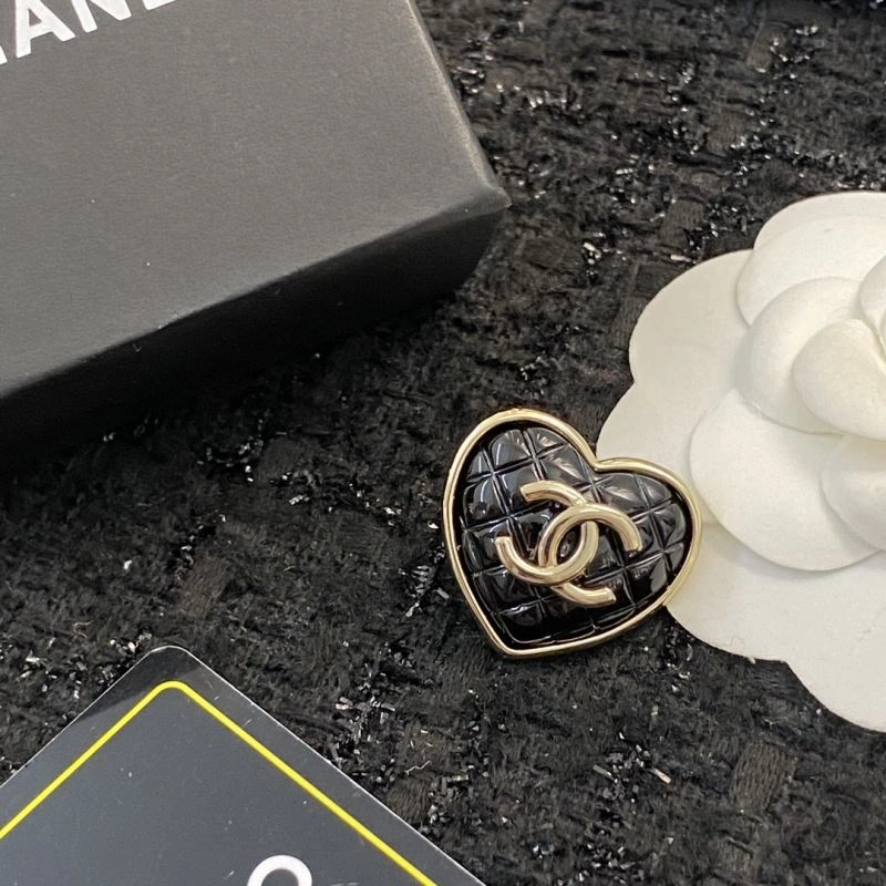 Chanel Brooches Practical 230948