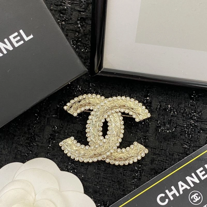 Modern Chanel Brooches 230901