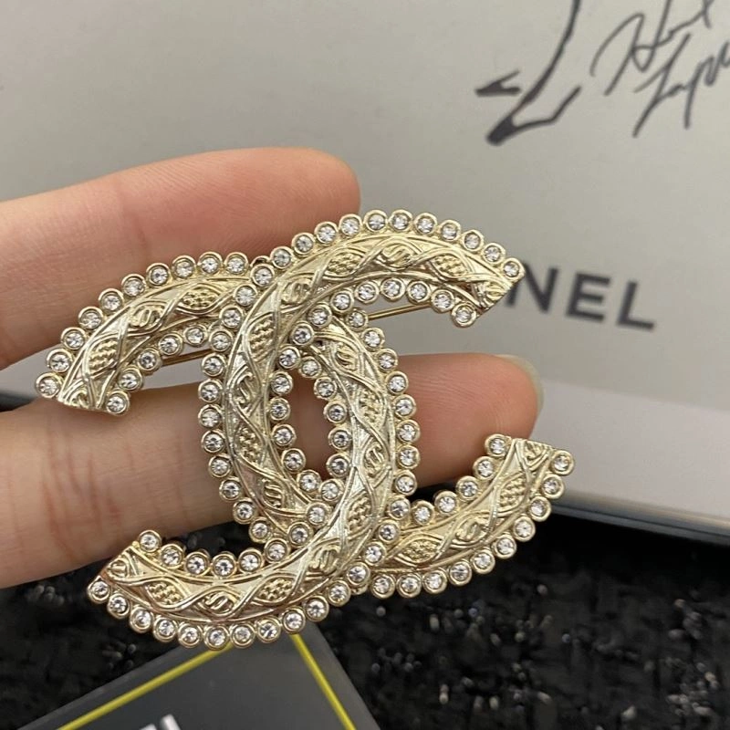 Modern Chanel Brooches 230901