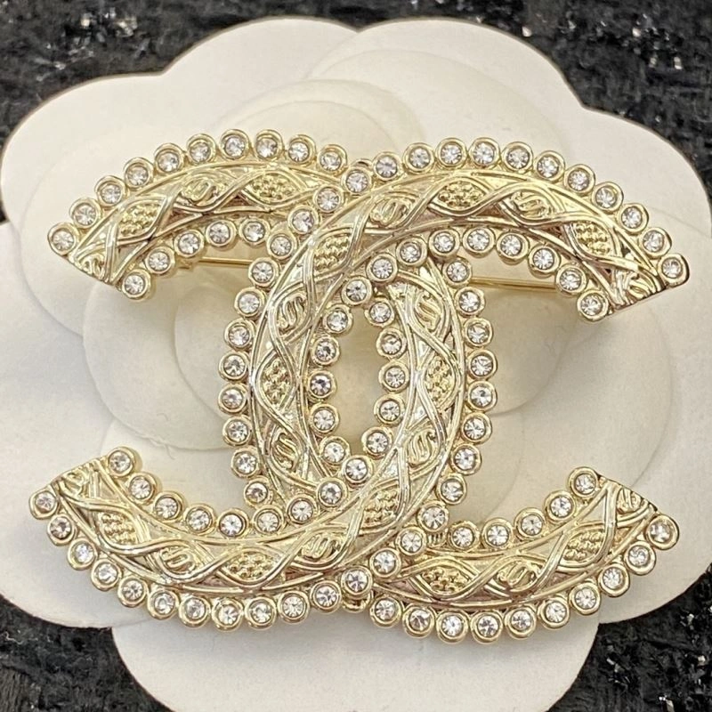 Modern Chanel Brooches 230901