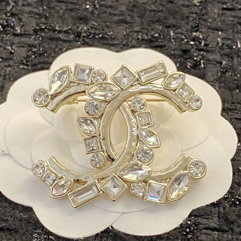 Chanel Brooches Soft 230831