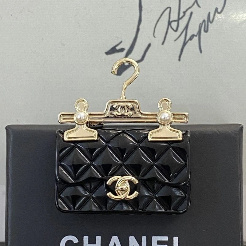Chanel Brooches Comfortable 230822