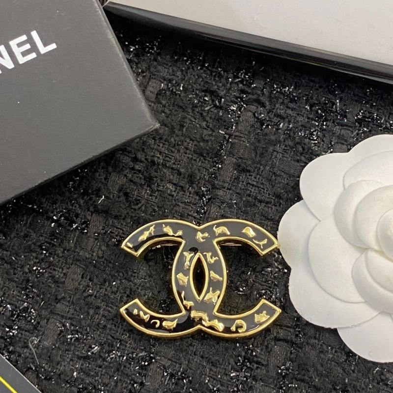 FastDry Chanel Brooches 230847