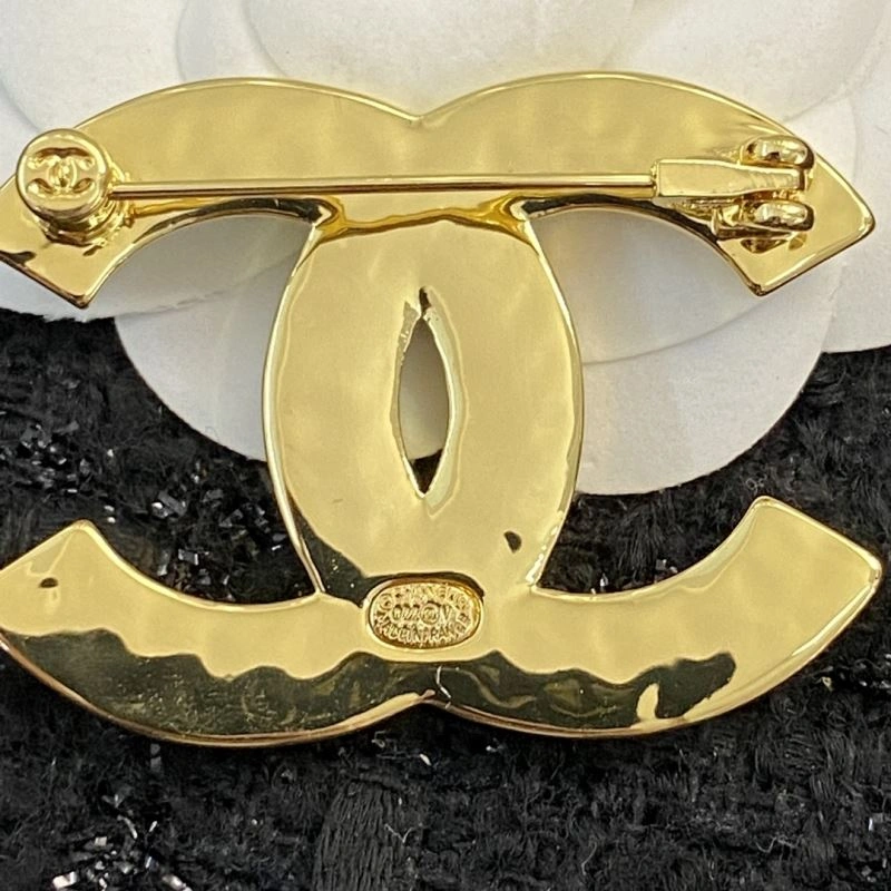 FastDry Chanel Brooches 230847