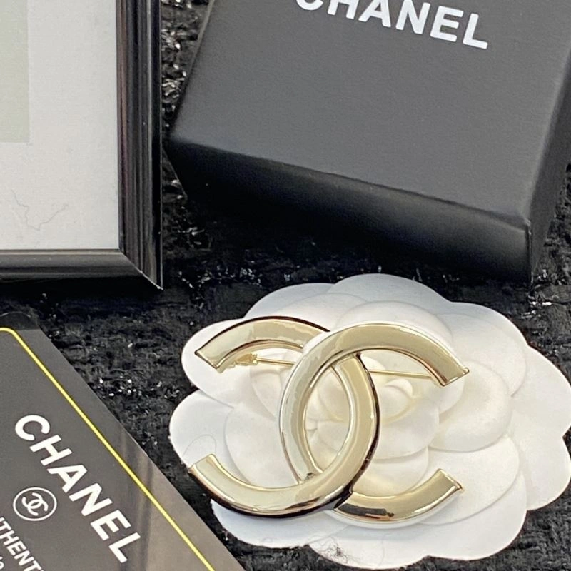 Chanel Brooches Contemporary 230819