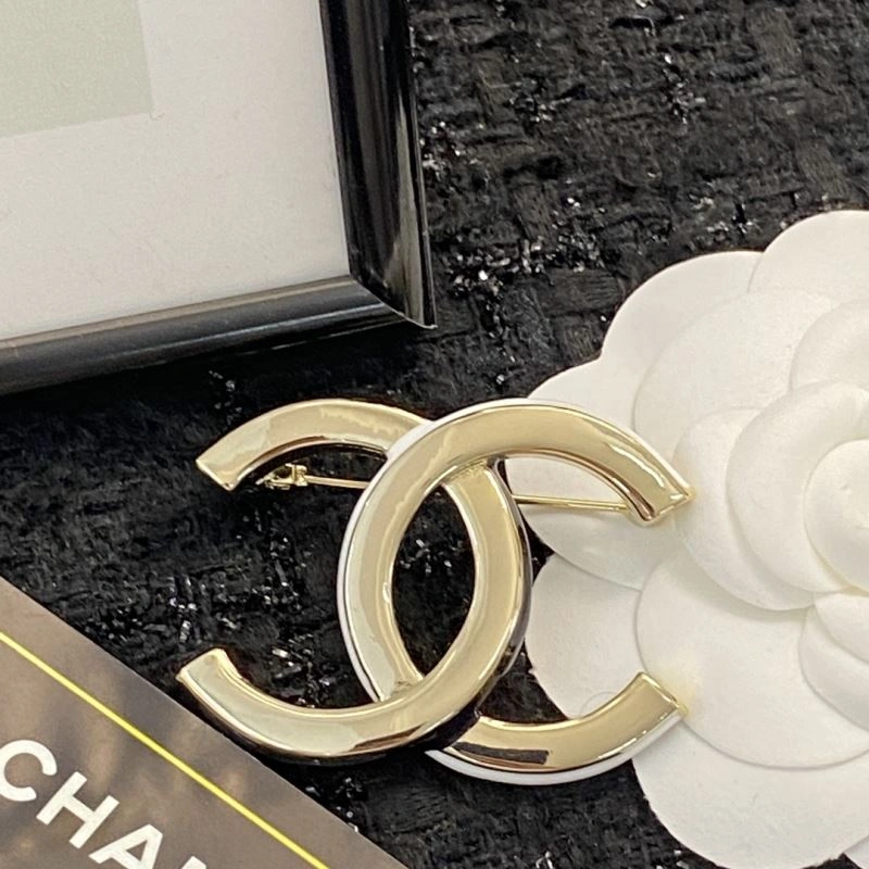 Chanel Brooches Contemporary 230819