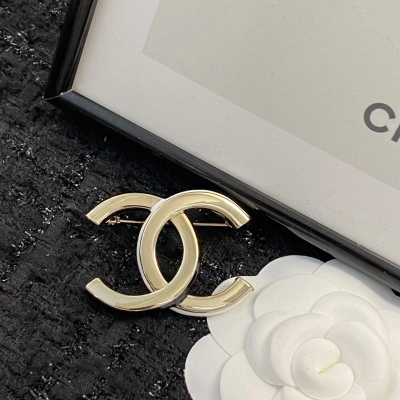 Chanel Brooches Contemporary 230819