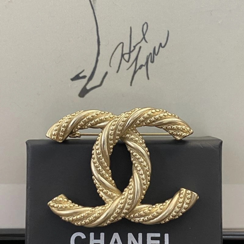 Chanel Brooches Upgraded 230817
