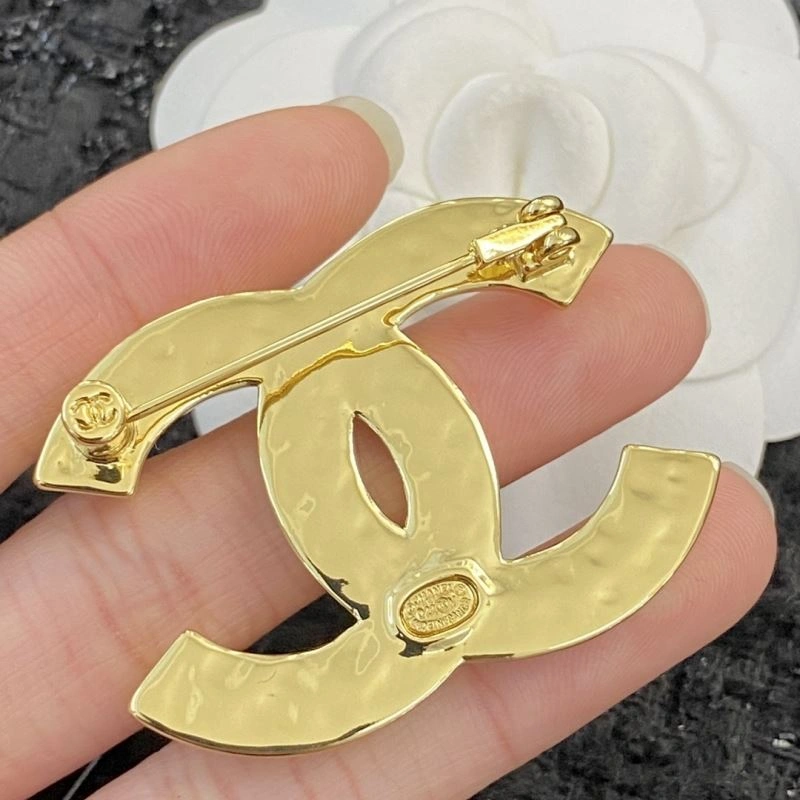 Chanel Brooches Attractive 230872