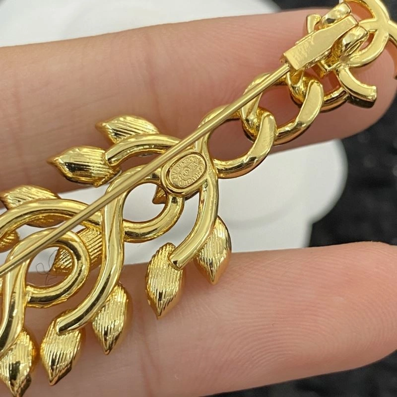 Chanel Brooches SmartChoice 230815