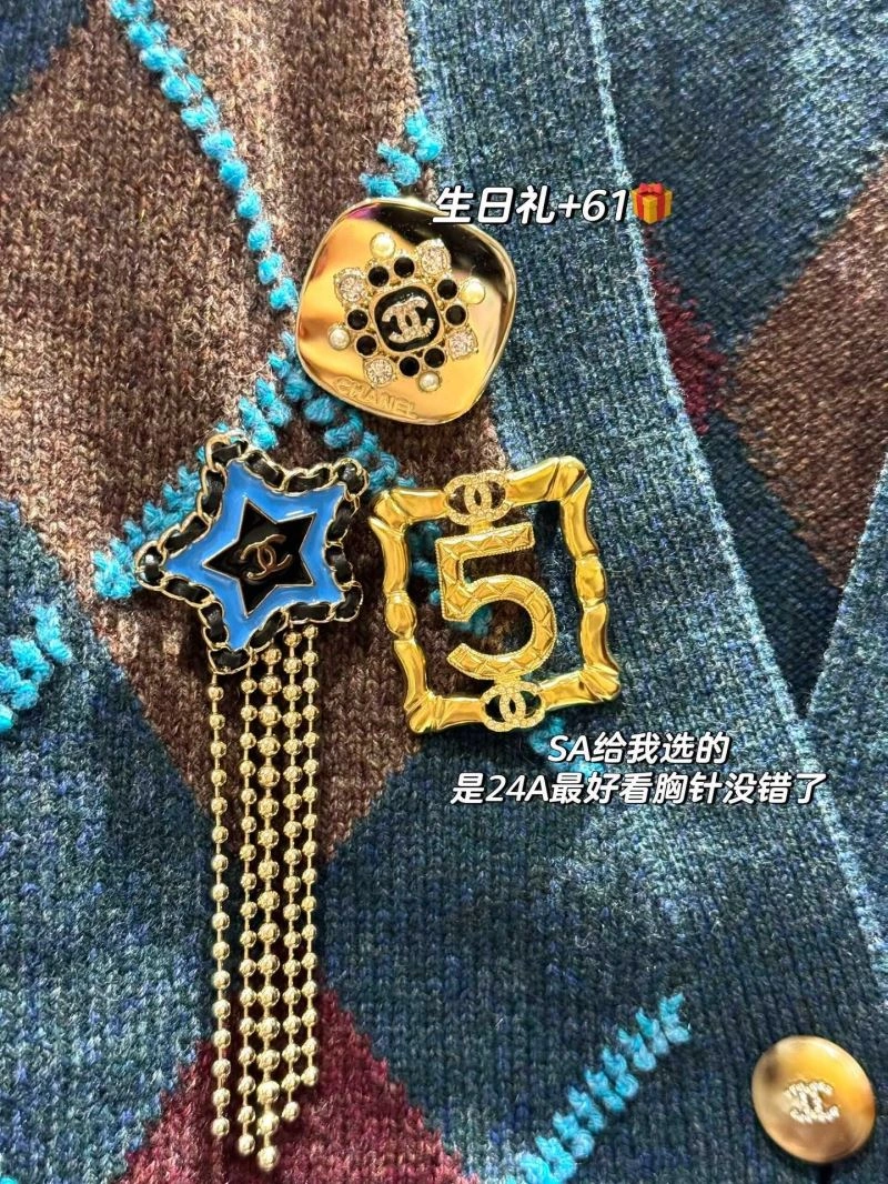 Chanel Brooches Thermal 230816