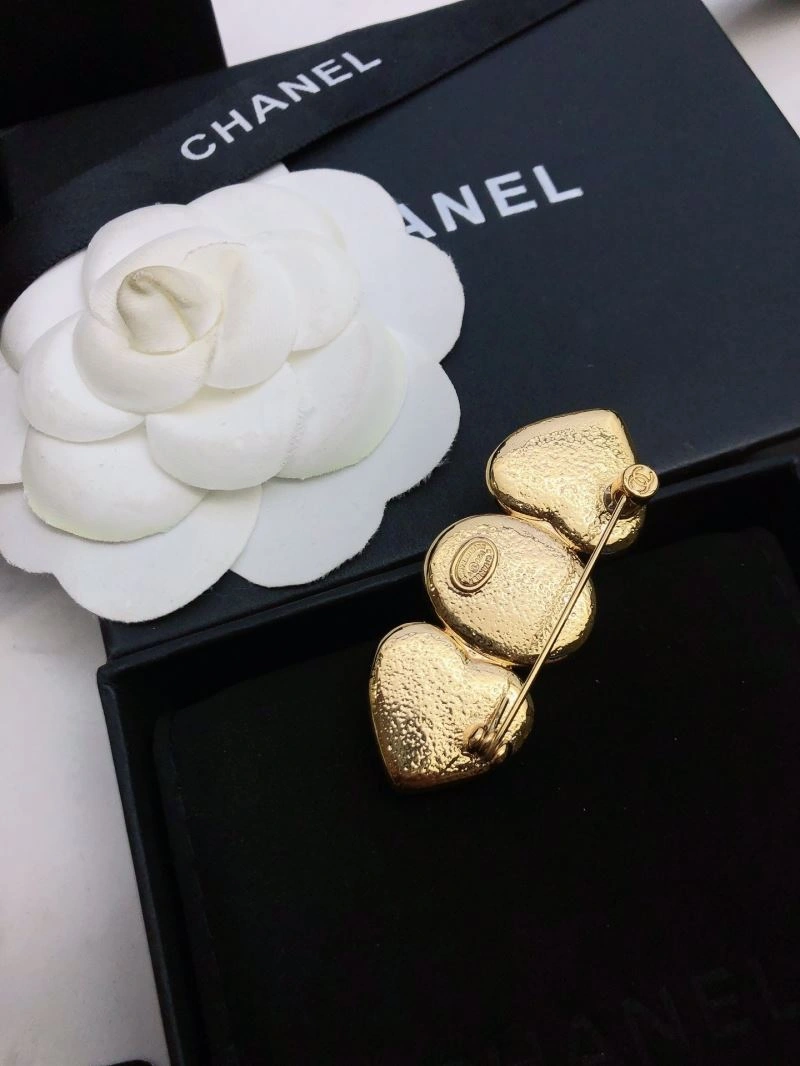 Chanel Brooches Modern 230937