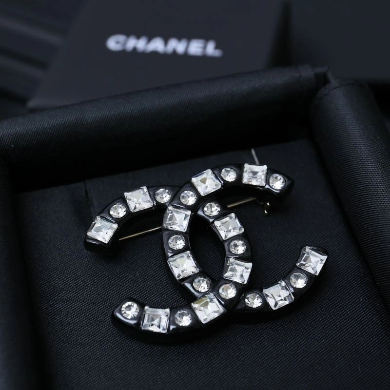 Chanel Brooches SunProtective 230820
