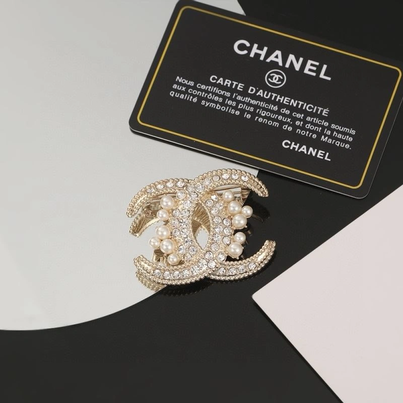Chanel Brooches Stylish 230796