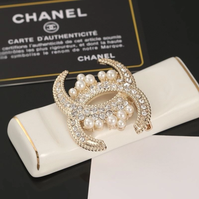 Chanel Brooches Stylish 230796