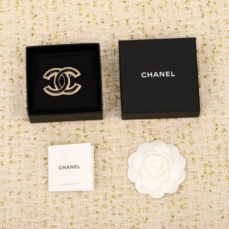 Reliable Chanel Brooches 230792