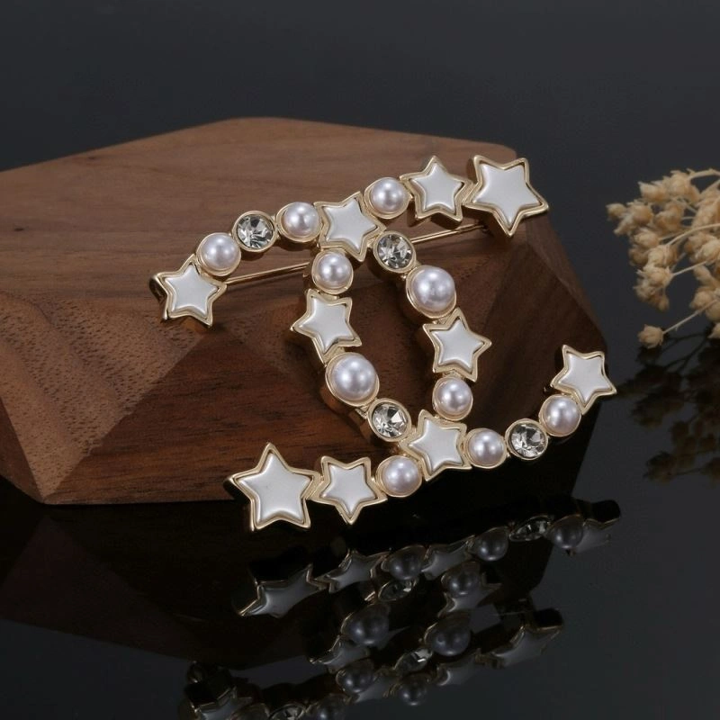 Chanel Brooches Unisex 230829